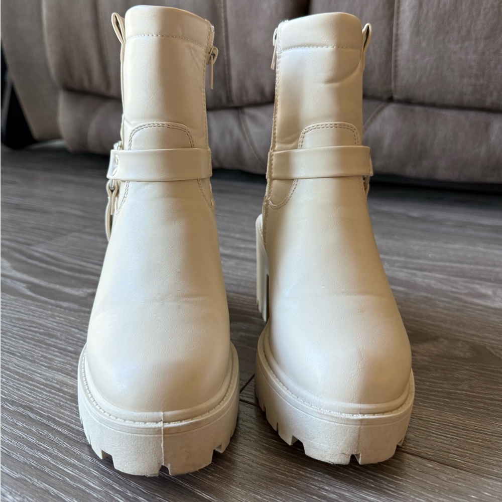Block Heel Beige Ankle Boots - Picture 6 of 7